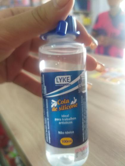 Cola de silicones é boa?