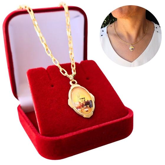 Imagem de Colar com Medalha Eucaristia em Dourado Caixa Veludo