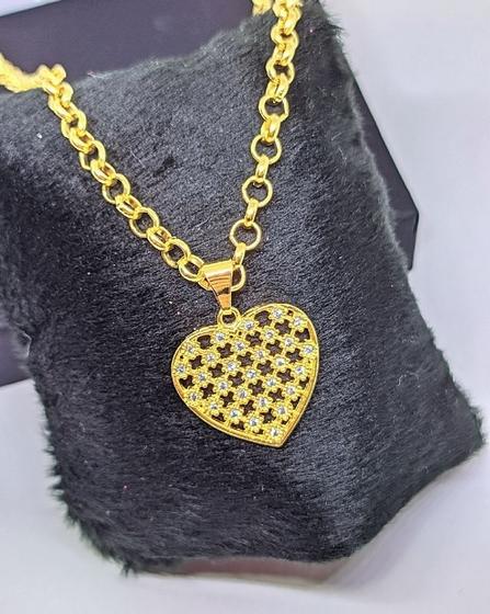 Imagem de Colar Corrente com Pingente Coração Cravejado Micro Zircônias Cristais Elo Português Folheado Ouro 18k Tendência 2023