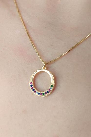 Imagem de Colar De Circulo Com Metade Em Zircônia Colorida Banhado Em Ouro 18k