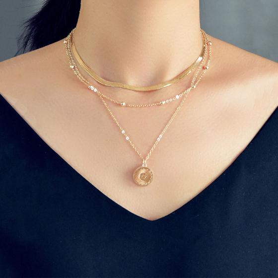 Imagem de Colar Feminino Tres Camadas Fino Coreano Corrente Dourado