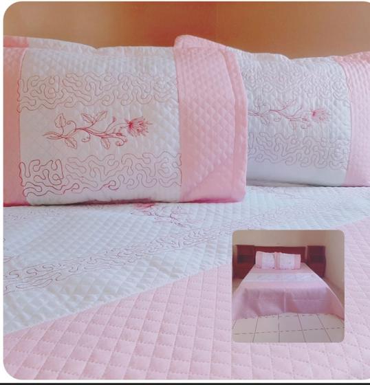 Imagem de Colcha Casal Queen Cobre Leito Kit 3 Peças Bordado Matelado com Porta travesseiro Bordado