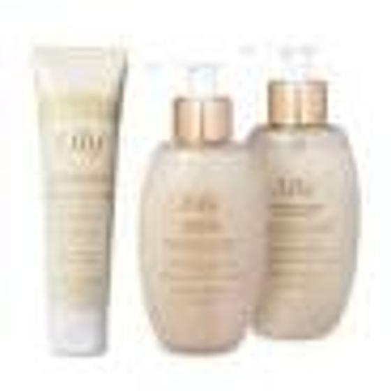 Imagem de Combo Lily (Shampoo 250ml + Condicionador 250ml + Leave In 100ml) O Boticário