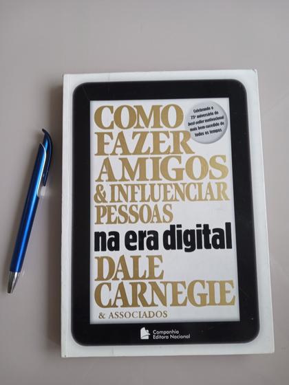 Imagem de Como Fazer Amigos e Influenciar Pessoas na era digital