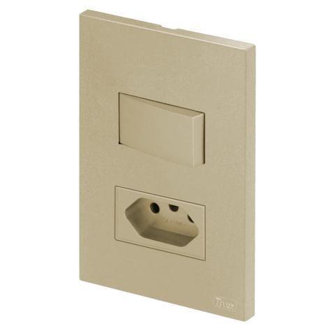 Imagem de Conjunto 1 tecla simples com tomada 20a recta satin areia 4x2 blux