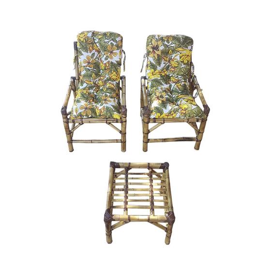 Imagem de Conjunto 2 Cadeiras Com Mesa De Bambu e Almofada Branca e Flor