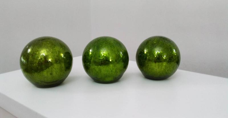Imagem de Conjunto 3 Esferas Decorativas de Vidro Verde 10 cm