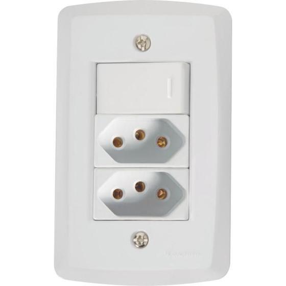 Imagem de Conjunto 4x2 com 1 Interruptor Simples 10 A 250 V e 2 Tomadas 2P+T 10 A 250 V Tramontina Lux2 Branco