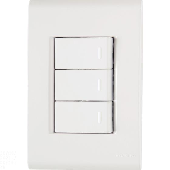 Imagem de Conjunto 4x2 com 3 Interruptores Simples Tramontina Liz 10 A 250 V Branco