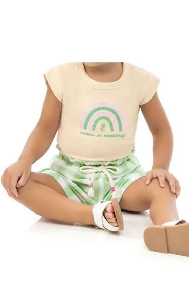 Imagem de Conjunto Blusa Com Lantejoulas Mais Short Listrado Detalhe em Botões Infantil Feminino