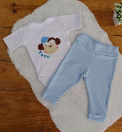 Imagem de Conjunto Body Manga Curto Bordado com Calça para Bebê KAKO AZUL 02 Peças