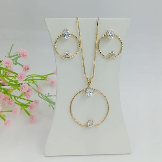 Imagem de Conjunto Círculo com Cristal Folheado a Ouro REF 100124