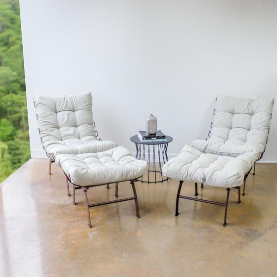 Imagem de Conjunto com 02 Poltronas e 02 Puffs Costela Aramada
