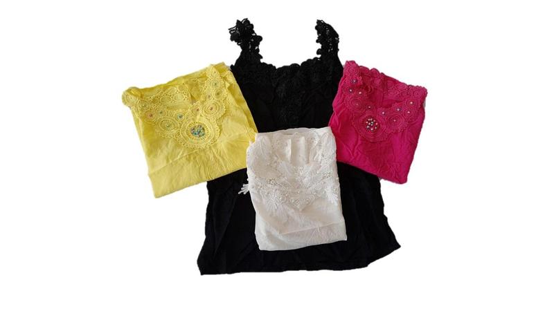 Imagem de Conjunto com 4 Blusas de alcinha com renda decorada tam:P