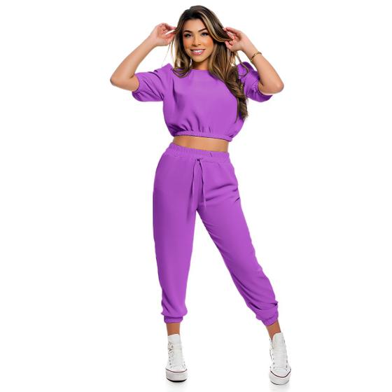 Imagem de Conjunto de Calça Jogger C/ Elastico e Bolsos Faca e Blusa Cropeti c/ Pregas Ombro Crepe Coloridos