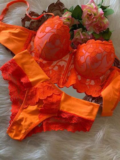 Imagem de Conjunto De Lingerie Calcinha E Sutiã Cropped Com Bojo E Renda Luxo Neon