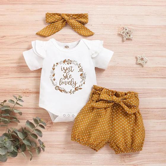 Imagem de Conjunto de Macacão para Bebê Recém-nascida - 3 Peças com Bandana e Arco