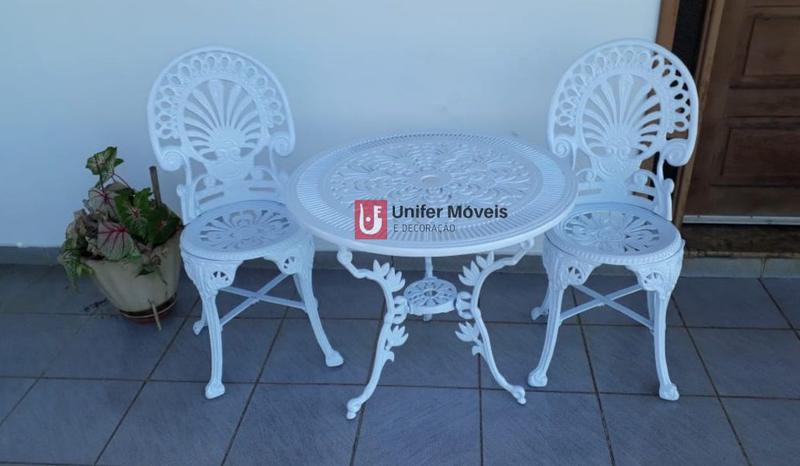 Imagem de Conjunto de Mesa para Jardim Palmeira com 2 Cadeiras em Alumínio Fundido Unifer Móveis