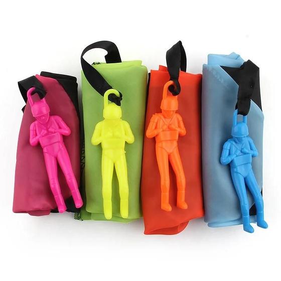 Imagem de Conjunto De Mini Pára-quedas Infantil 4 Unidades Brinquedo De Praia Ao Ar Livre Educacional