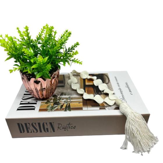 Imagem de Conjunto decorativo livro + vaso de vidro + colar Japamala