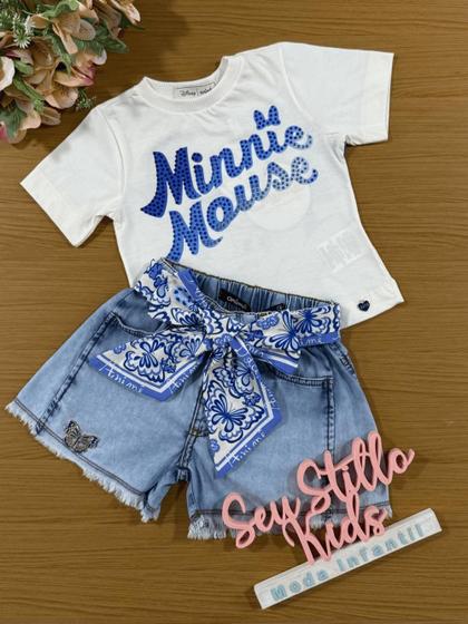 Imagem de Conjunto Infantil Animê Verão Shorts Jeans e Blusa Minnie Mouse