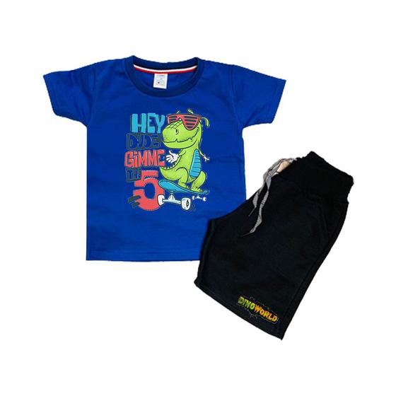 Imagem de Conjunto Infantil Camiseta e Short Dino Skate Confortável Macio
