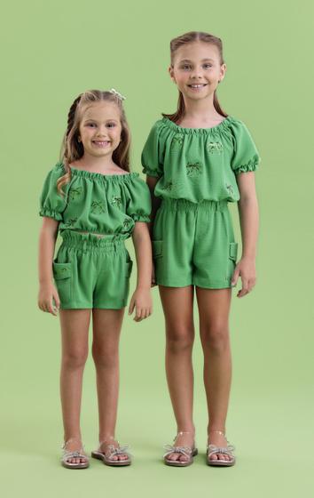 Imagem de Conjunto Infantil Petit Cherie Verão Com Shorts e Cropped Verde Natalino