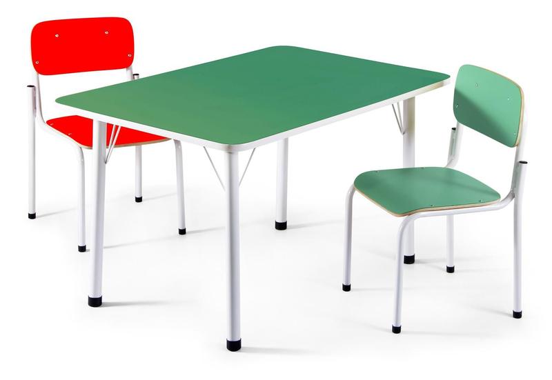 Conjunto Infantil Retangular - 1 Mesa e 2 Cadeiras Coloridas Menor preço em Conjunto Infantil Retangular - 1 Mesa e 2 Cadeiras Coloridas