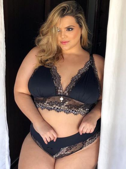 Conjunto lingerie bicolor preto plus size Menor preço em Conjunto lingerie bicolor preto plus size