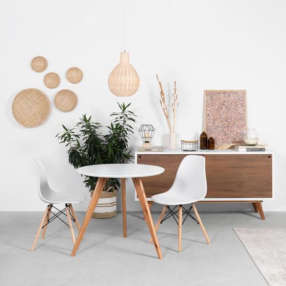Conjunto Mesa Square Redonda 80cm Pés em Madeira Taeda com 2 Cadeiras Eiffel - Branca Menor preço em Conjunto Mesa Square Redonda 80cm Pés em Madeira Taeda com 2 Cadeiras Eiffel - Branca