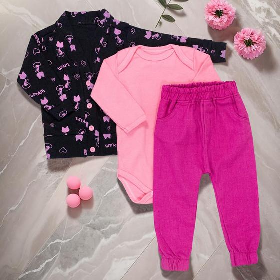 Imagem de Conjunto para Bebê com Casaquinho, Body e Calça até 12 Meses