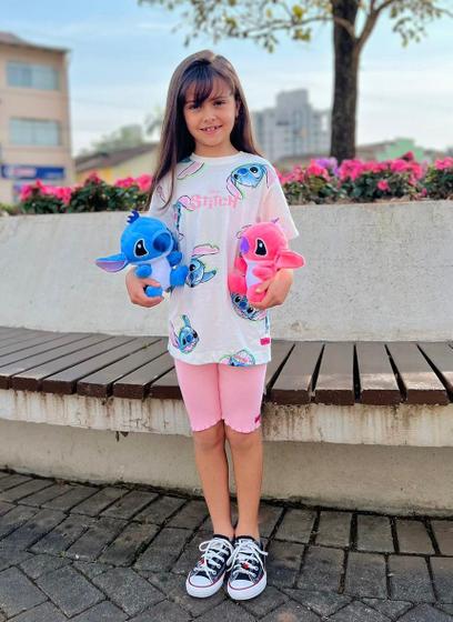 Imagem de Conjunto pijama blusa stitch e shorts legging animê