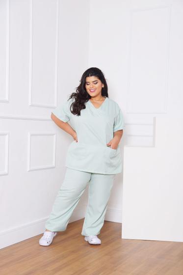 Imagem de Conjunto Pijama Scrub Plus Size  Cirúrgico Hospitalar Unissex Gabardine Marsala Rose Carcelin, Tecido não amassa PH - S