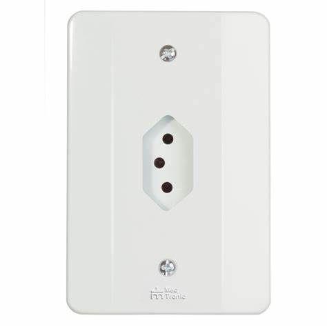 Imagem de Conjunto Tomada 2P+T 10A/250V com Placa Vertical Mill - Mec Tronic