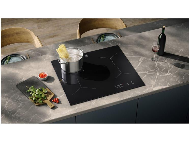 Cooktop 4 Bocas Indução Electrolux Vitrocerâmico Touch Preto Acendimento Automático IE6LP - Cooktop 4 Bocas - Magazine Emcasacomcecilia - imagem 4