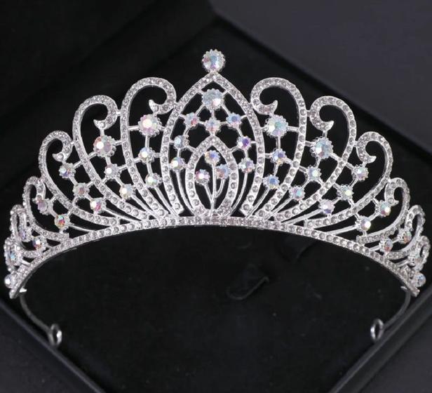 Imagem de Coroa tiara  Noiva e debutante Prateada Strass Cristal Grande Luxo Princesa 15 anos 