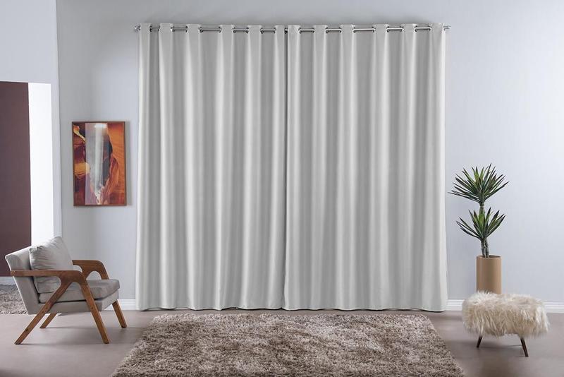 Cortina Blackout 3,00 x 2,50 Tecido Grosso Blecaute 3 Metros Corta Luz 100% Janela Quarto Sala Varao é boa?