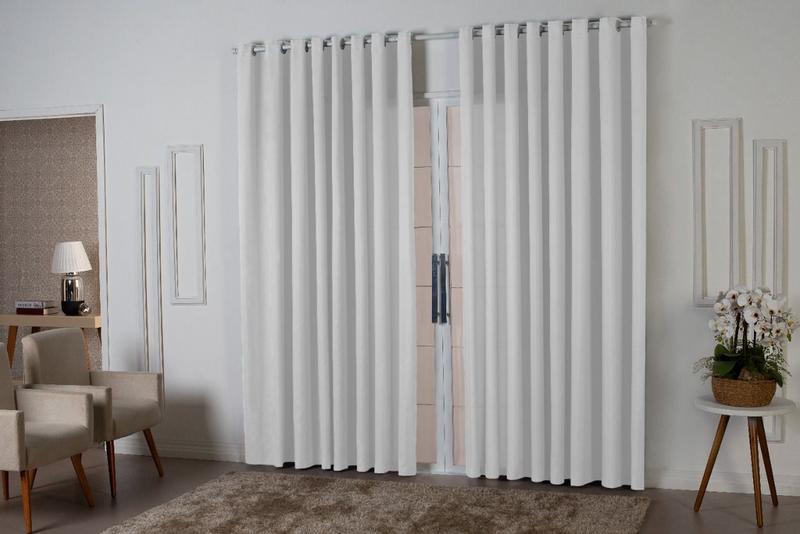 Cortina Roma 3,00x2,20 Quarto Sala Escritorio Branco Menor preço em Cortina Roma 3,00x2,20 Quarto Sala Escritorio Branco