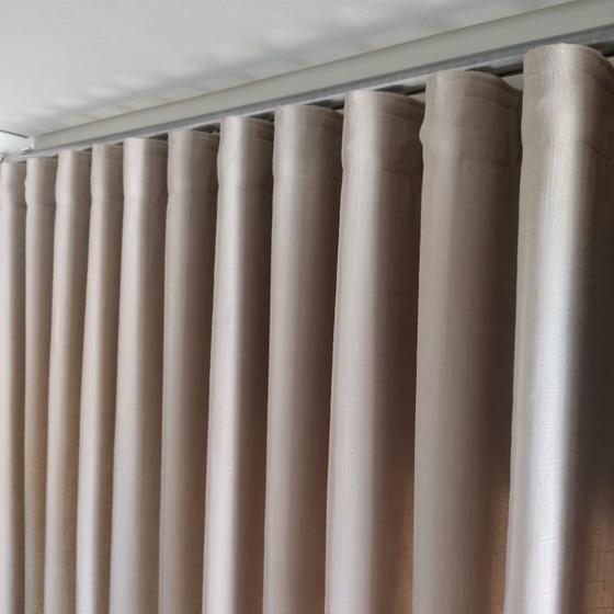 Cortina Voil Linho Com Forro Blecaut Wave Trilho Suíço Sob Medida 4,00x2,60 Menor preço em Cortina Voil Linho Com Forro Blecaut Wave Trilho Suíço Sob Medida 4,00x2,60