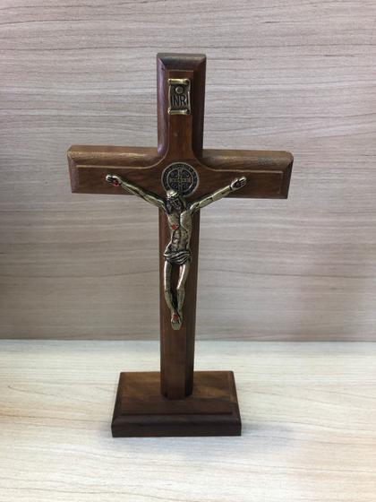 Imagem de Crucifixo de mesa e parede