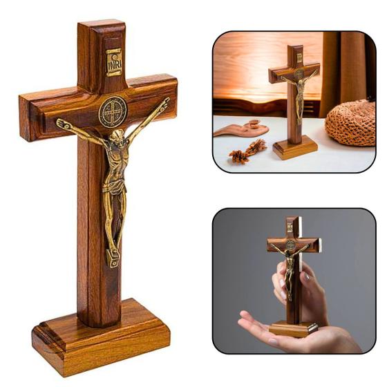 Imagem de Crucifixo Parede E Mesa Cristo Metal São Bento Dourado 17 Cm