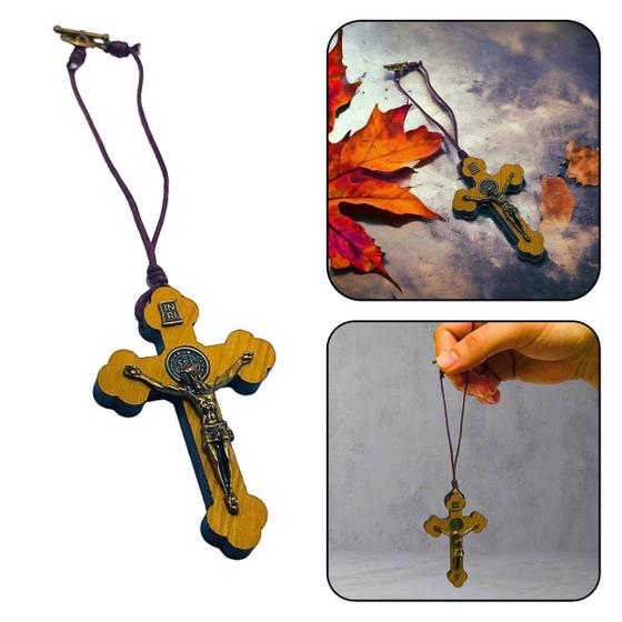 Imagem de Cruz Crucifixo Medalha de São Bento Retrovisor Carro