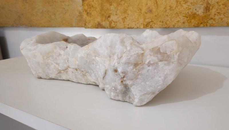 Imagem de Cuba de pedra natural quartzo cristal leitoso