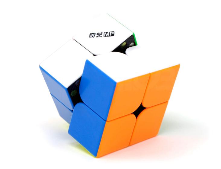 Imagem de Cubo Mágico Profissional 2x2x2 Magnético MP QiYi Stickerless Original Lubrificado