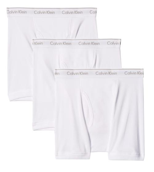 Imagem de Cuecas boxer Calvin Klein Classics de algodão para homens, pacote com 3