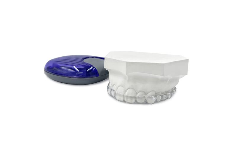 Imagem de Dental Night Guard SweetGuards, personalizado para moagem de bruxismo