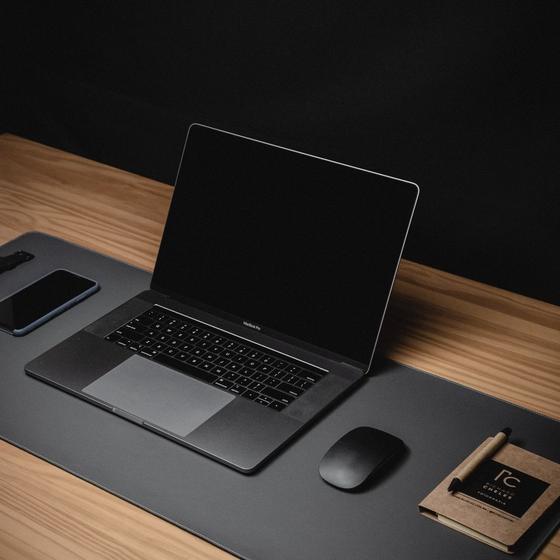 Deskpad Mouse Pad Bullpad de material sintético Trabalho Casa Escritório Computador 40cm x 90cm Grafite é ruim? Deskpad Mouse Pad Bullpad de material sintético Trabalho Casa Escritório Computador 40cm x 90cm Grafite é boa?