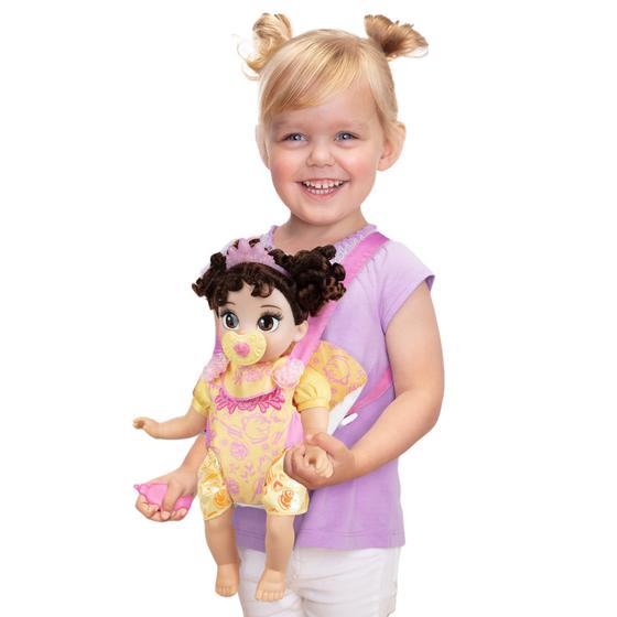 Imagem de Disney Princess Belle Baby Doll Deluxe com Tiara, Carrier, Plush Friend, Chupeta, Bib & Baby Bottle Amazon Exclusive