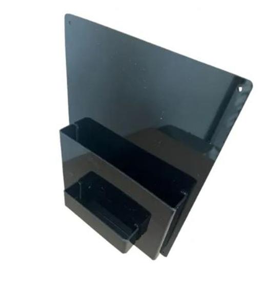 Display Acrílico Porta Folder Com Porta Cartão Panfletos A6 (10x15) Preto Parede 1pç - Reload Imagem de Display Acrílico Porta Folder Com Porta Cartão Panfletos A6 (10x15) Preto Parede 1pç
