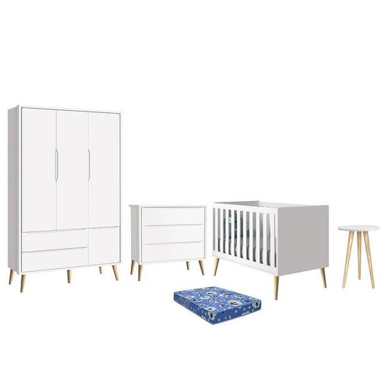 Imagem de Dormitório Infantil Theo Retrô 3 Portas, Cômoda, Berço, Mesa de Apoio Branco Fosco com Pés Madeira Natural e Colchão - Reller Móveis